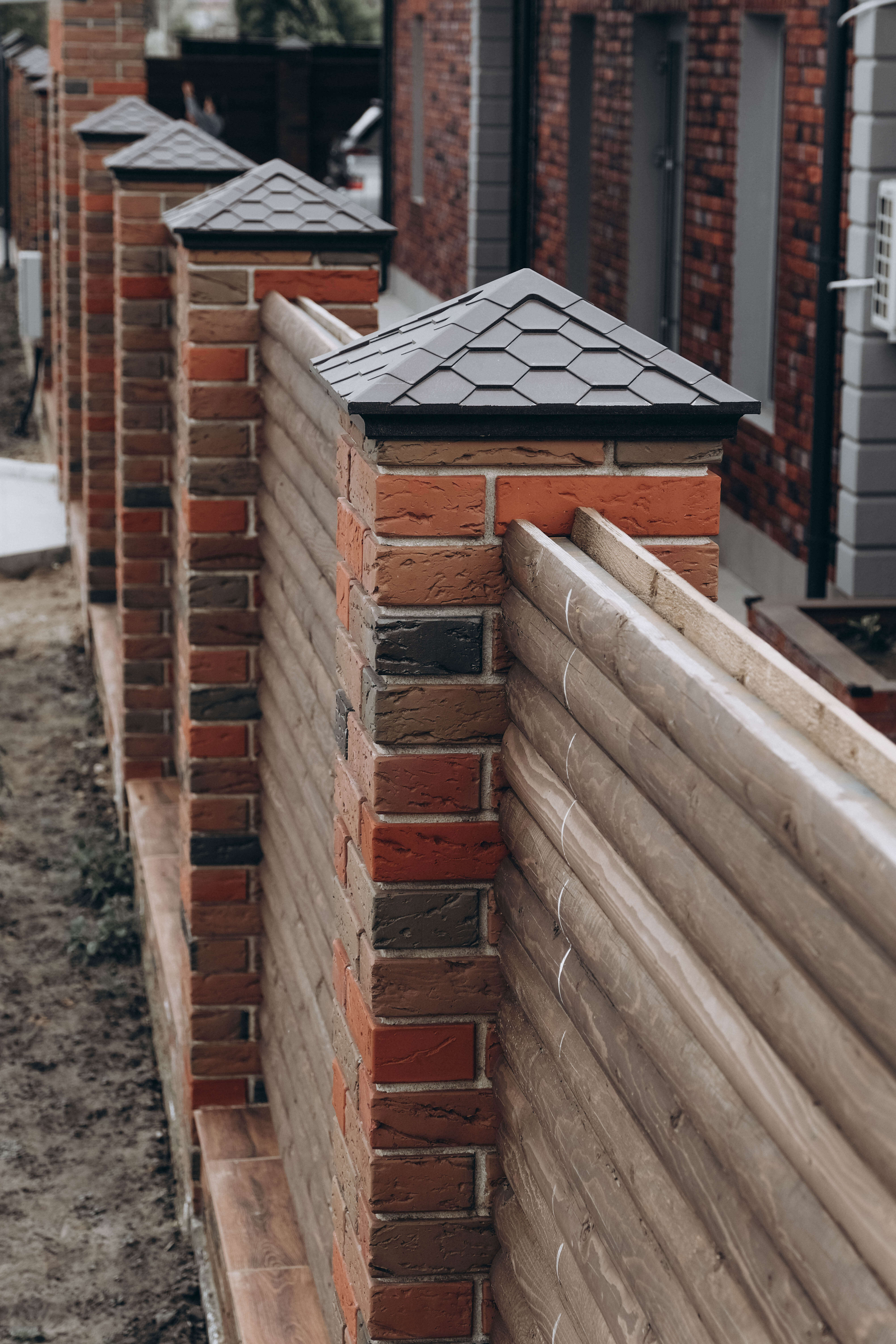 Колпак Zking Эверест Коричневый на столб 1.5х1.5 кирпича (390х390мм) в Анапе фото