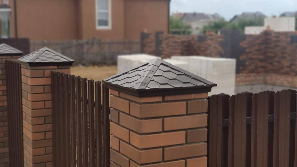 Колпак Zking Эверест Коричневый на столб 1.5х1.5 кирпича (390х390мм) в Анапе фото